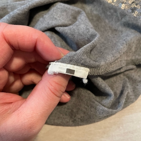 Hollister California Gray “Rockin & Rolling” Short Sleeve Sequin Crop Top- Small - Picture 8 of 8